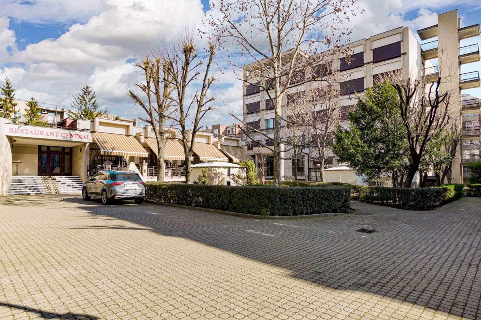 Best Western Central Hotel Арад Экстерьер фото